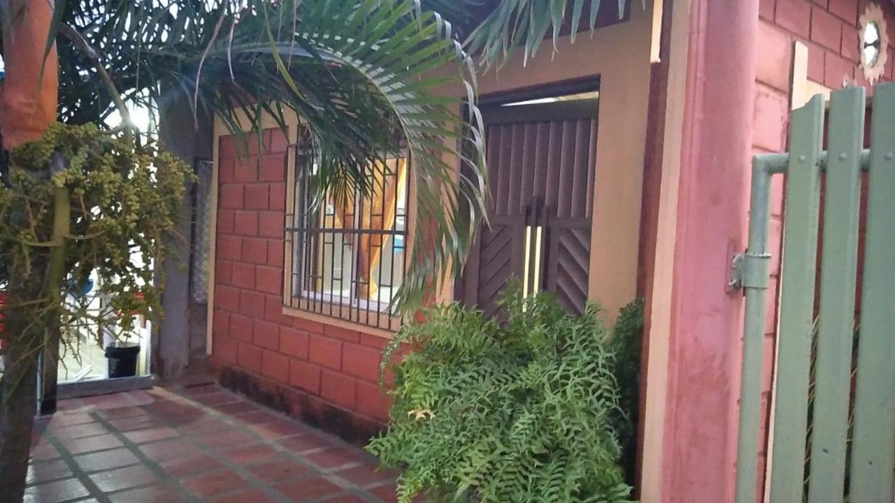Habitacion Triple Con Cocina Y Bano Privado Necocli Exterior photo