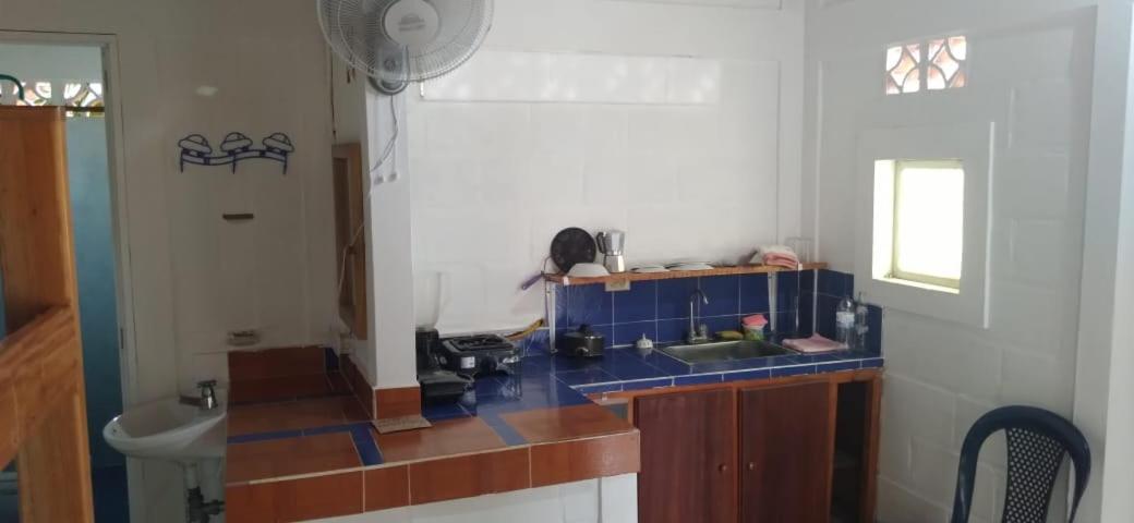 Habitacion Triple Con Cocina Y Bano Privado Necocli Exterior photo
