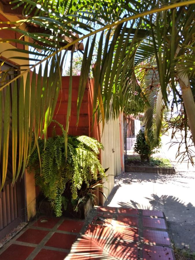 Habitacion Triple Con Cocina Y Bano Privado Necocli Exterior photo